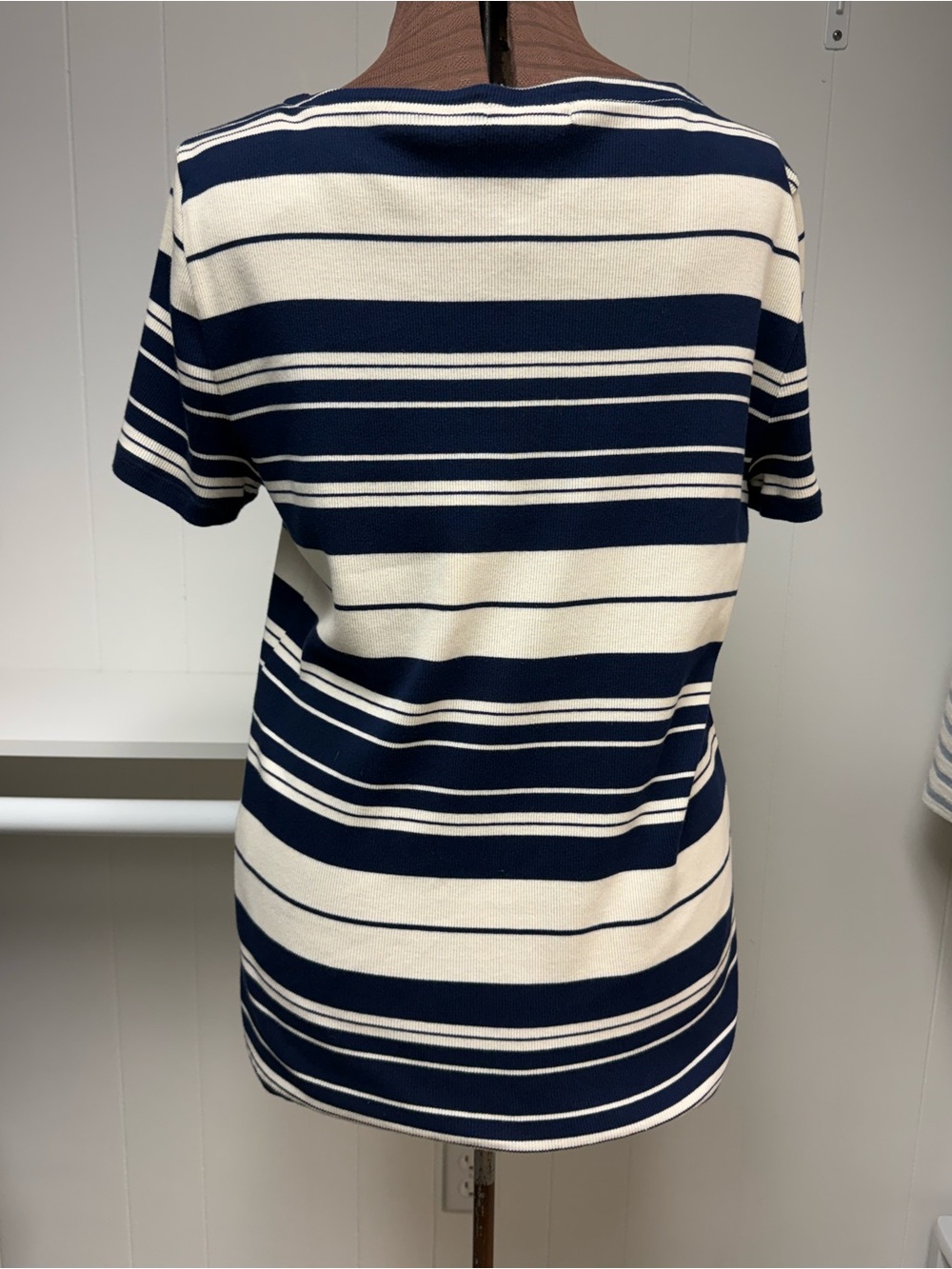 Lauren Ralph Lauren Navy and White Striped Short-Sleeve Top Size XL - Picture 2 of 12